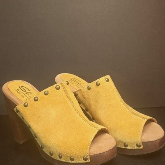 NWOT Sbicca Genuine Leather Clog - Picture 1 of 1